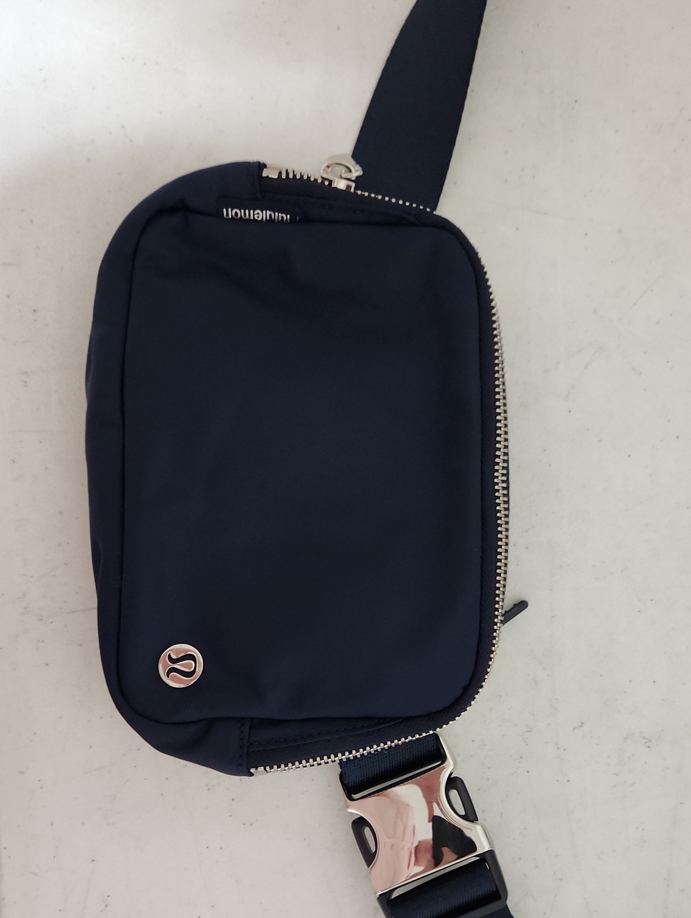 Lululemon Everywhere Belt Bag Metal Hardware